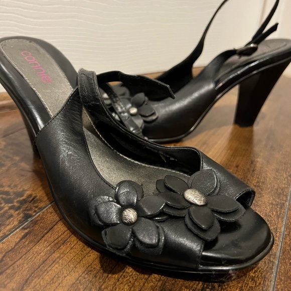 Connie Black Flower Heels - Picture 2 of 8